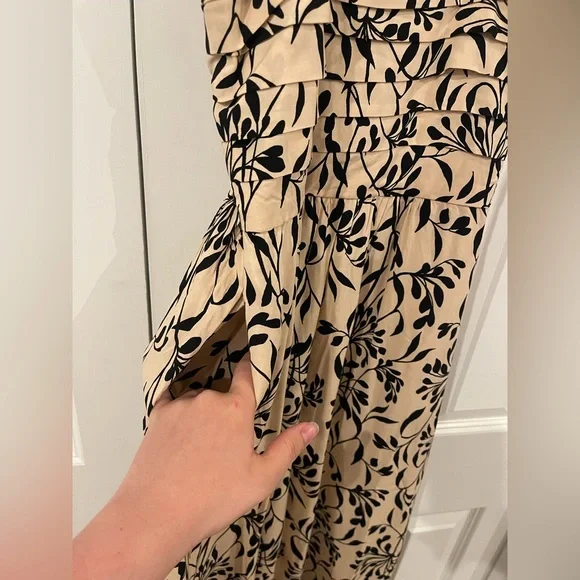 Luxology Dress - NWT - Size Small - Picture 2 of 5